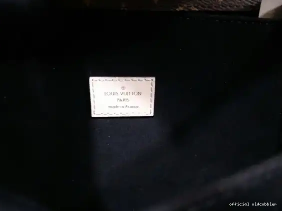 Official oldcobbler POCHETTE METIS VUITTON LOUIS 0705
